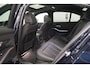 BMW 3-Serie 330i M-Sport | Schuifdak | Individual | Hifi | Elektr. Trekhaak