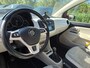 Volkswagen Up! 1.0 BMT beats 60PK | Achteruitrijcamera | Cruise control | Parkeersensoren achter | Airco | DAB | Bleutooth | 15"LMV