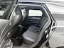 Peugeot 308 SW GT Hybrid 145pk Automaat | Navigatie | Panoramisch schuif-kanteldak | 360° Camera | Matrix LED koplampen | FOCAL Premium HiFi | Adaptieve Cruise Control | Handsfree Achterklep | Keyless | Stof/Leder/Alcantara sportstoelen | Climate Control | Parkeersensoren v+a | Draadloze Apple CarPlay / Android Auto + telefoonlader | Volledig digitaal instrumentenpaneel | Donker getint glas | Trekhaak | 18" lichtmetalen velgen |