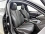 Peugeot 308 SW GT Hybrid 145pk Automaat | Navigatie | Panoramisch schuif-kanteldak | 360° Camera | Matrix LED koplampen | FOCAL Premium HiFi | Adaptieve Cruise Control | Handsfree Achterklep | Keyless | Stof/Leder/Alcantara sportstoelen | Climate Control | Parkeersensoren v+a | Draadloze Apple CarPlay / Android Auto + telefoonlader | Volledig digitaal instrumentenpaneel | Donker getint glas | Trekhaak | 18" lichtmetalen velgen |