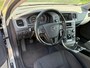 Volvo V60 Kinetic 1.6 T3 150 pk - Navi - trekhaak - climate