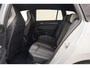 Volkswagen Golf VARIANT 1.5 eTSI 150pk R line DSG [ Navi Virtual Apple / Android Climate Trekhaak ]