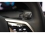 Volkswagen Golf VARIANT 1.5 eTSI 150pk R line DSG [ Navi Virtual Apple / Android Climate Trekhaak ]
