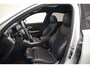 BMW 3-Serie 320i 184pk Sport Line Aut. [ Schuifdak LED Adapt.cruise Stoelverwarming ]
