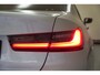 BMW 3-Serie 320i 184pk Sport Line Aut. [ Schuifdak LED Adapt.cruise Stoelverwarming ]