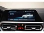 BMW 3-Serie 320i 184pk Sport Line Aut. [ Schuifdak LED Adapt.cruise Stoelverwarming ]