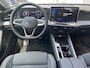 Volkswagen Passat Variant 1.5 eTSI Elegance Business / AUTOMAAT/ ACC/ DODEHOEK/ PARK.SENSOREN V+A/ CAMERA/ STUUR+STOELVERWARM./ MASSAGE/ APP-CONNECT/ ELEK.ACHTERKLEP/ KEYLESS/ DIGITAL DASH/ NAVI/ DAB/ CLIMA/ LED/ 17'' LMV