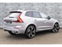 Volvo XC60 T8 Plug-in hybrid AWD Ultra Dark Exec. Ed. | Actieve Luchtvering | Bowers & Wilkins Audio | Head-up Display | 360 Graden Camera | Panoramadak | Lichtmetalen Velgen 22 inch | Elektrisch Verstelbare Voorstoelen | Geventileerde Stoelen | Massagefunctie | Keyless Entry | BLIS