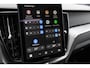Volvo XC60 T8 Plug-in hybrid AWD Ultra Dark Exec. Ed. | Actieve Luchtvering | Bowers & Wilkins Audio | Head-up Display | 360 Graden Camera | Panoramadak | Lichtmetalen Velgen 22 inch | Elektrisch Verstelbare Voorstoelen | Geventileerde Stoelen | Massagefunctie | Keyless Entry | BLIS