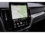 Volvo XC60 T8 Plug-in hybrid AWD Ultra Dark Exec. Ed. | Actieve Luchtvering | Bowers & Wilkins Audio | Head-up Display | 360 Graden Camera | Panoramadak | Lichtmetalen Velgen 22 inch | Elektrisch Verstelbare Voorstoelen | Geventileerde Stoelen | Massagefunctie | Keyless Entry | BLIS