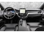 Volvo XC60 T8 Plug-in hybrid AWD Ultra Dark Exec. Ed. | Actieve Luchtvering | Bowers & Wilkins Audio | Head-up Display | 360 Graden Camera | Panoramadak | Lichtmetalen Velgen 22 inch | Elektrisch Verstelbare Voorstoelen | Geventileerde Stoelen | Massagefunctie | Keyless Entry | BLIS