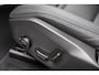 Volvo XC60 T8 Plug-in hybrid AWD Ultra Dark Exec. Ed. | Actieve Luchtvering | Bowers & Wilkins Audio | Head-up Display | 360 Graden Camera | Panoramadak | Lichtmetalen Velgen 22 inch | Elektrisch Verstelbare Voorstoelen | Geventileerde Stoelen | Massagefunctie | Keyless Entry | BLIS