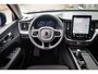 Volvo XC60 T6 Plug-in hybrid AWD Essential | Adaptieve Cruise Control | Stoel + Stuurverwarming | Dode Hoek detectie | 19 Inch Velgen | Nordico Interieur | Getint Glas Achter