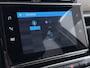 Citroën C3 Shine 110pk Automaat | Navigatie | Achteruitrijcamera | Climate Control | Cruise Control | Parkeersensoren | Led koplampen | Comfortstoelen | DAB+ radio | Apple Carplay / Android Auto | Bluetooth | Elektrisch inklapbare spiegels | Afwijkende dakkleur | Donker getint glas | 17" lichtmetalen velgen |