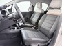 Citroën C3 Shine 110pk Automaat | Navigatie | Achteruitrijcamera | Climate Control | Cruise Control | Parkeersensoren | Led koplampen | Comfortstoelen | DAB+ radio | Apple Carplay / Android Auto | Bluetooth | Elektrisch inklapbare spiegels | Afwijkende dakkleur | Donker getint glas | 17" lichtmetalen velgen |