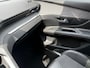 Peugeot 3008 1.2 PURETECH 130PK GT-LINE PANO-DAK NAVIGATIE CAMERA AIRCO LMV PDC