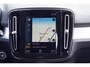 Volvo XC40 1.5 T2 Momentum / NL-Auto / 22dkm NAP / Elek. Trekhaak / Camera / Navigatie / DAB / Climate