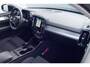 Volvo XC40 1.5 T2 Momentum / NL-Auto / 22dkm NAP / Elek. Trekhaak / Camera / Navigatie / DAB / Climate