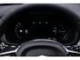 Volvo XC60 2.0 T8 Plug-in hybrid AWD Ultra Black Edition Executive | Luchtvering | 22" | Gelamineerd Glas | Bowers & Wilkins | Stoelmassage & Ventilatie | Stoel & Stuurverwarming | 360 Camera | Pilot Assist | BLIS |