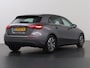 Mercedes-Benz A-klasse 180 Star Edition | Voorstoelen verwarmd | Achteruitrijcamera | LED-koplampen