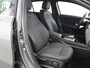 Mercedes-Benz A-klasse 180 Star Edition | Voorstoelen verwarmd | Achteruitrijcamera | LED-koplampen