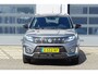 Suzuki Vitara 1.4 Boosterjet Style Automaat Trekhaak 1500kg trekgewicht Rijklaarprijs! | Tot 10 jaar Garantie | Onderhoudsbeurt | Mobiliteitservice |