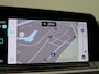 Volkswagen Golf Variant 1.5 eTSI Life Business AUTOMAAT / Trekgewicht 1.400 kg / Navigatie / Apk tot 11-2027 /Digitaal dashboard / Climate control / Navigatie / Apple Carplay Android /