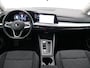 Volkswagen Golf Variant 1.5 eTSI Life Business AUTOMAAT / Trekgewicht 1.400 kg / Navigatie / Apk tot 11-2027 /Digitaal dashboard / Climate control / Navigatie / Apple Carplay Android /
