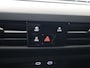 Volkswagen Golf Variant 1.5 eTSI Life Business AUTOMAAT / Trekgewicht 1.400 kg / Navigatie / Apk tot 11-2027 /Digitaal dashboard / Climate control / Navigatie / Apple Carplay Android /