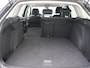 Volkswagen Golf Variant 1.5 eTSI Life Business AUTOMAAT / Trekgewicht 1.400 kg / Navigatie / Apk tot 11-2027 /Digitaal dashboard / Climate control / Navigatie / Apple Carplay Android /