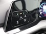 Volkswagen Golf Variant 1.5 eTSI Life Business AUTOMAAT / Trekgewicht 1.400 kg / Navigatie / Apk tot 11-2027 /Digitaal dashboard / Climate control / Navigatie / Apple Carplay Android /