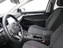 Volkswagen Golf Variant 1.5 eTSI Life Business AUTOMAAT / Trekgewicht 1.400 kg / Navigatie / Apk tot 11-2027 /Digitaal dashboard / Climate control / Navigatie / Apple Carplay Android /