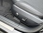 Mercedes-Benz C-klasse 300 e Business Solution | Trekhaak | Warmtewerend, donkergetint glas | GUARD 360° Plus | Smartphone-integratie | Sierdelen diamantpatroon zilvergrijs | Stoelverwarming |