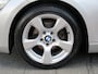 BMW 3-Serie Cabrio 320i Clima Navi Leer