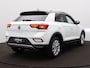 Volkswagen T-Roc 1.5 TSI Style Automaat - Navigatie - Camera - ACC- Side Assist - Achterklep elektrisch - Park Assist
