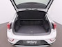 Volkswagen T-Roc 1.5 TSI Style Automaat - Navigatie - Camera - ACC- Side Assist - Achterklep elektrisch - Park Assist
