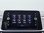 Volkswagen T-Roc 1.5 TSI Style Automaat - Navigatie - Camera - ACC- Side Assist - Achterklep elektrisch - Park Assist