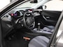 Peugeot 2008 1.2 100PK Allure | AppleCarPlay/AndroidAuto | Navigatie | Cruise Control | Climate Control | Camera | LED | Keyless | Isofix | Privacy Glass | Parkeersensoren | Dakrails |
