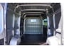 Citroën Jumper 2.2 BlueHDi 140 L2H2 3.5t Automaat |Nieuwstaat |Luifel |Trekhaak |Camera |Cruise |Navi |Carplay |Android auto |Stoelverwarming |Metallic |Nieuwe type |2e airbag