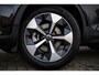 Volvo XC40 2.0 B4 Plus Dark | Trekhaak | Camera | Harman/Kardon | Keyless Entry/start | Elektrisch verstelbare voorstoelen | Stoel + Stuurverwarming | Memory | BLIS Dodehoek Detectie | Adaptieve Cruise Control |