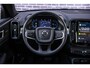 Volvo XC40 2.0 B4 Plus Dark | Trekhaak | Camera | Harman/Kardon | Keyless Entry/start | Elektrisch verstelbare voorstoelen | Stoel + Stuurverwarming | Memory | BLIS Dodehoek Detectie | Adaptieve Cruise Control |