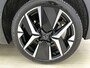 Peugeot 208 100pk GT | 360 °C Camera | Keyless Entry | Climate Control | Apple Carplay/ Android Auto | Navigatie