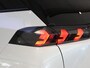 Peugeot 2008 SUV GT Pack 130 pk Automaat | Schuifdak | Trekhaak | Adaptive Cruise Control