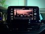 Volkswagen T-Roc 1.5 TSI R-Line, Panodak, Trekhaak, Zomer en Winterbanden, ACC, Black Pack
