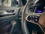 Volkswagen T-Roc 1.5 TSI R-Line, Panodak, Trekhaak, Zomer en Winterbanden, ACC, Black Pack