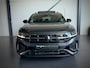 Volkswagen T-Roc 1.5 TSI R-Line, Panodak, Trekhaak, Zomer en Winterbanden, ACC, Black Pack