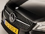 Mercedes-Benz A-klasse 180 Sport (NAVIGATIE, BLACK PACK, LEDER, GETINT GLAS, ZWART HEMEL, SPORTSTOELEN, PARKEERSENSOREN, CRUISE, NIEUWE APK, NIEUWSTAAT)