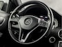 Mercedes-Benz A-klasse 180 Sport (NAVIGATIE, BLACK PACK, LEDER, GETINT GLAS, ZWART HEMEL, SPORTSTOELEN, PARKEERSENSOREN, CRUISE, NIEUWE APK, NIEUWSTAAT)