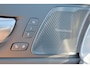 Volvo XC60 T6 Recharge AWD Plus Black Edition - Panorama/schuifdak - IntelliSafe Assist & Surround - 360º Camera - Harman/Kardon audio - Verwarmde voorstoelen, stuur & achterbank - Parkeersensoren voor & achter - Elektr. bedienb. voorstoelen met geheugen - Head up display - Draadloze tel. lader - Extra getint glas - 21' LMV