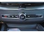 Volvo XC60 T6 Recharge AWD Plus Black Edition - Panorama/schuifdak - IntelliSafe Assist & Surround - 360º Camera - Harman/Kardon audio - Verwarmde voorstoelen, stuur & achterbank - Parkeersensoren voor & achter - Elektr. bedienb. voorstoelen met geheugen - Head up display - Draadloze tel. lader - Extra getint glas - 21' LMV